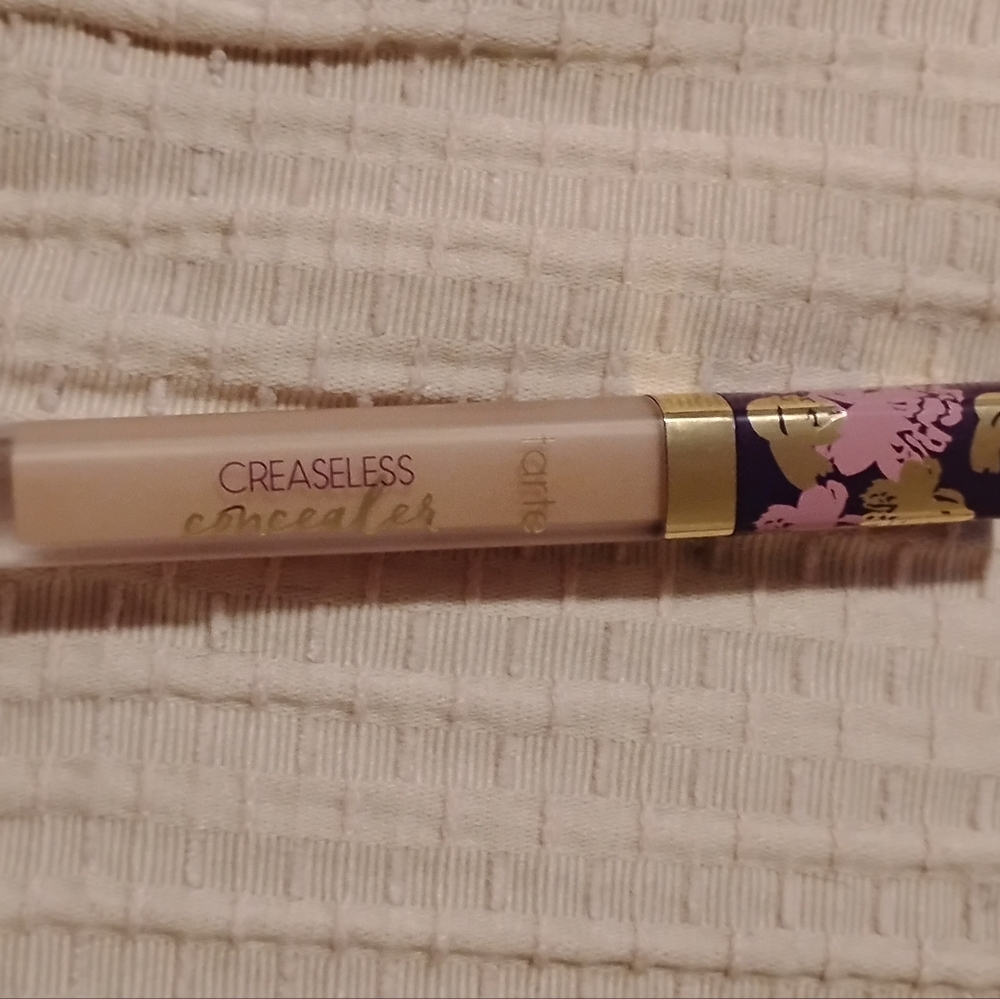 Tarte Creaseless Concealer - Light Beige